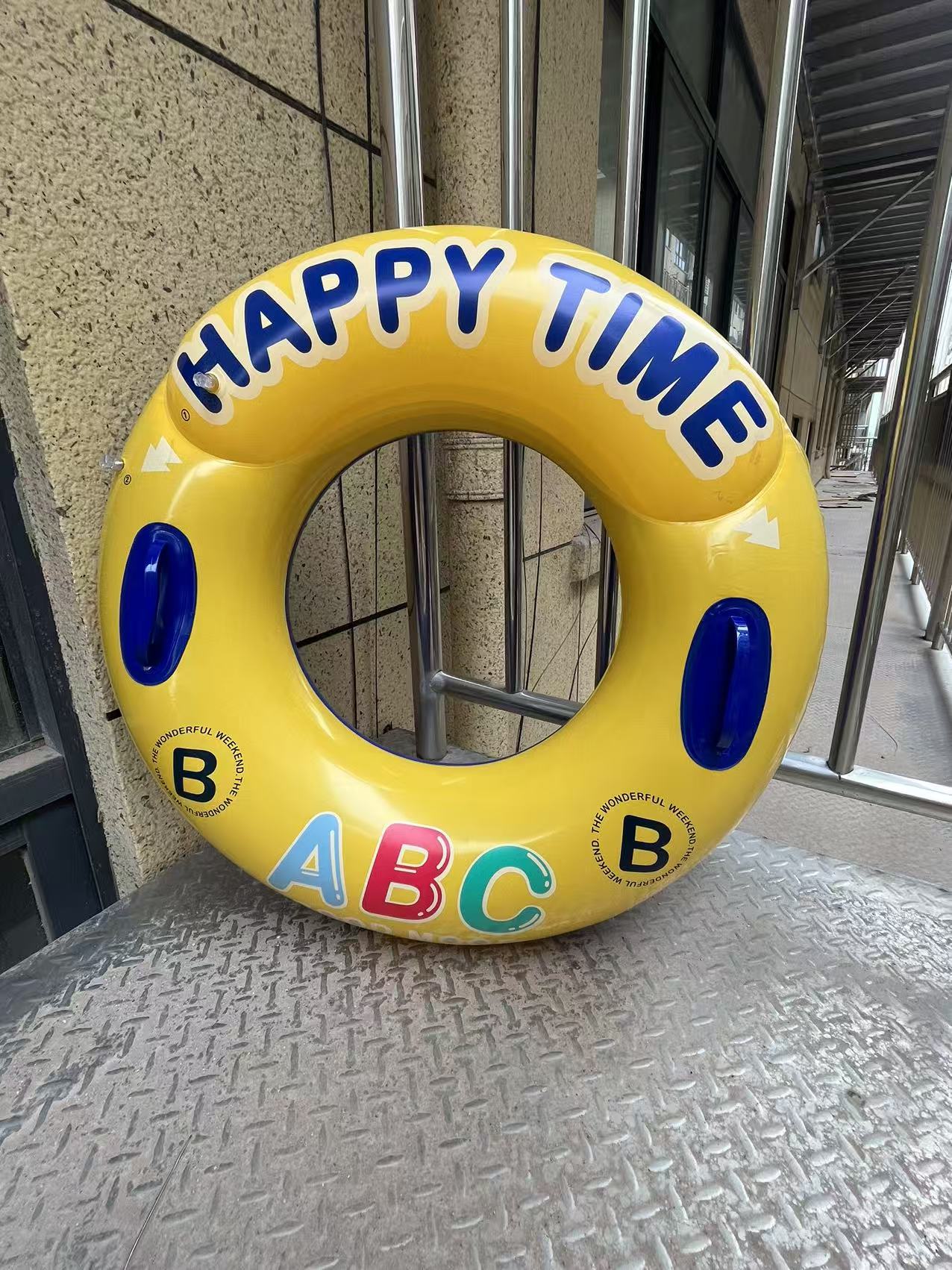 Inflatable Pool Ring with Dual Handles – Alphabet Design - Image 4